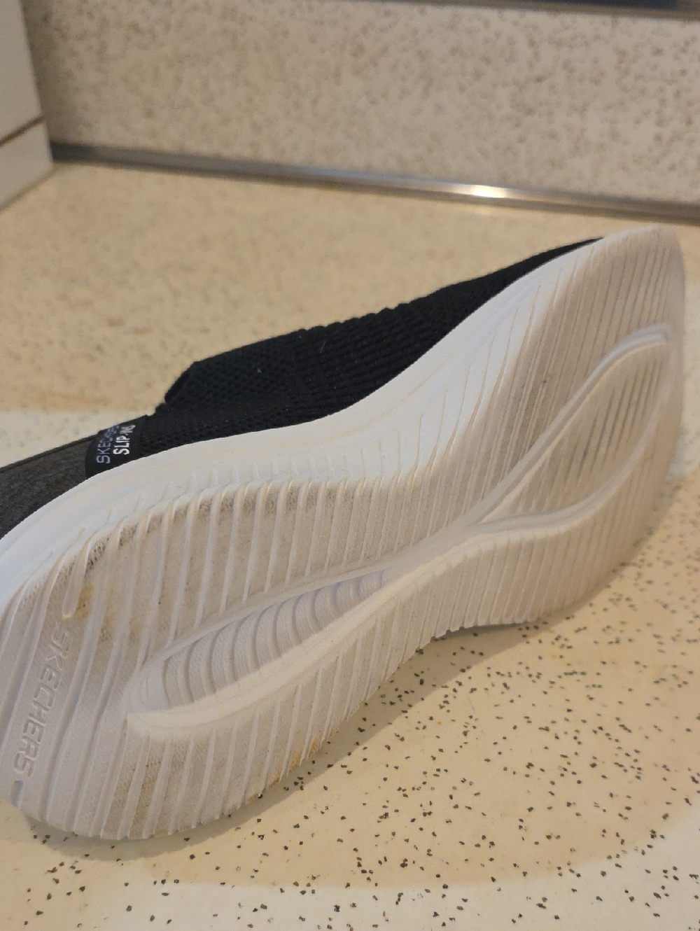 Skechers Women's Slip-Ins Ultra Flex 3.0 Sneakers 149709 Black Size 5.5 - Picture 8 of 9